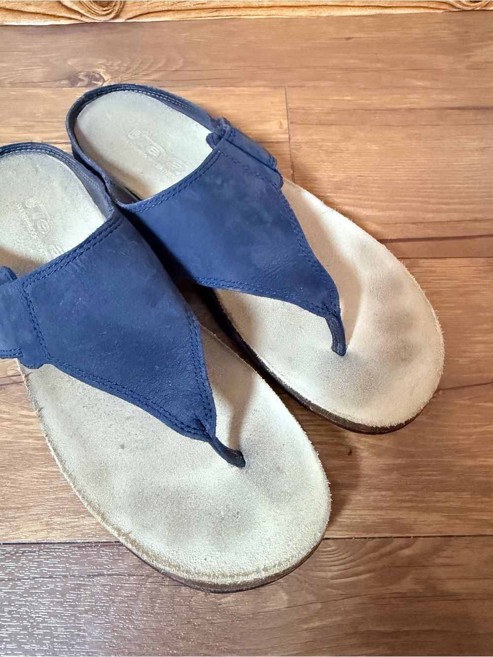 Teva Womens Cork Thong Sandals Size 10 Navy Blue Suede Flip Flops - Picture 2 of 12